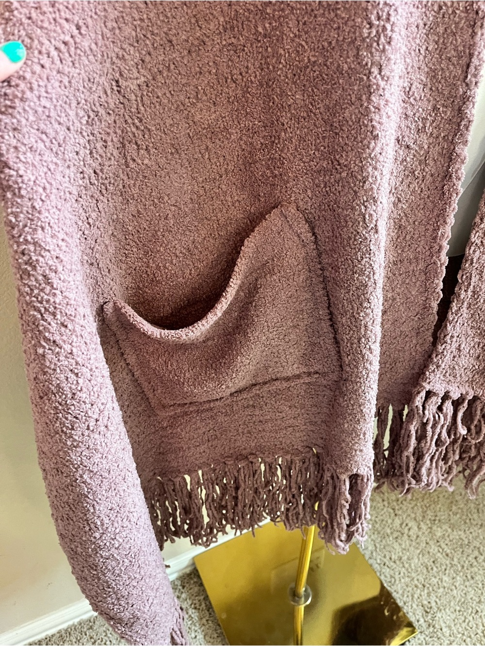 Sunday Citizen Plush Scarf Wrap Dusty Mauve Plum NWT - Picture 3 of 10